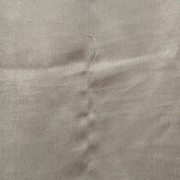 🌸BUY 3 for $15🌸 Reitmans silky tank, size 12 - Picture 5 of 6